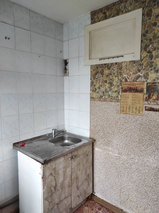 Продається двокімнатна квартира по вулиці Тищика!