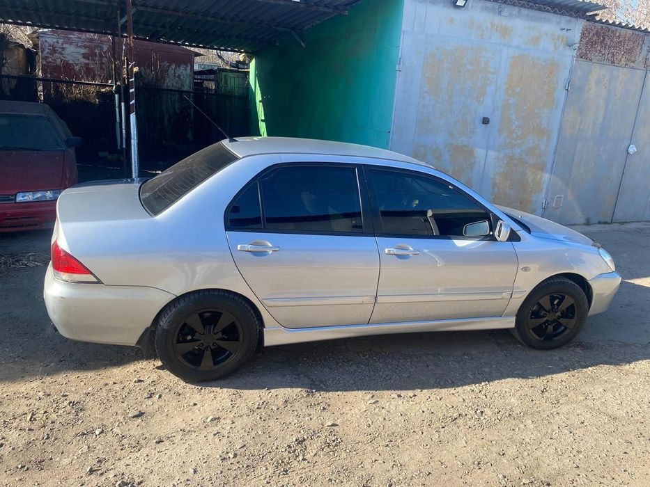 Mitsubishi lancer9