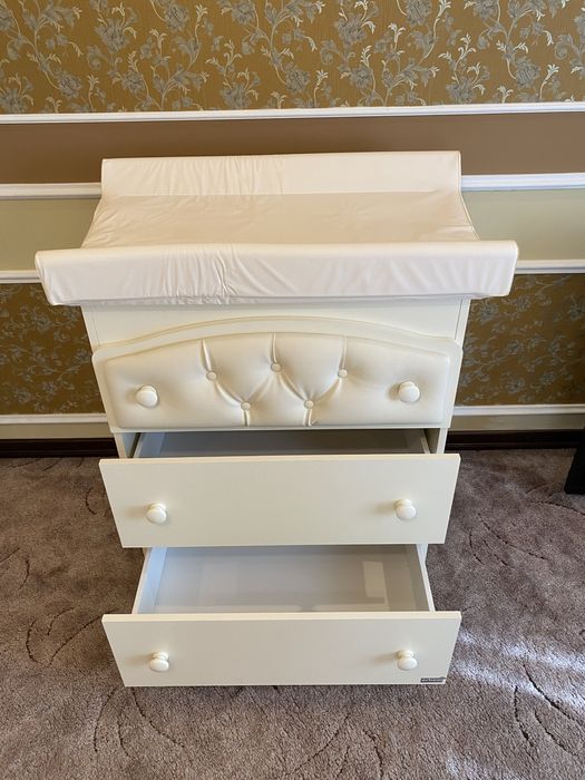 Розкішний італійський гарнітур Erbesi Avorio Soft