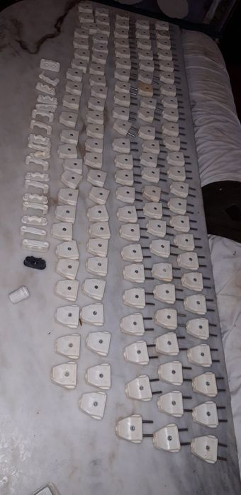 Lote de Material Eléctrico Novo