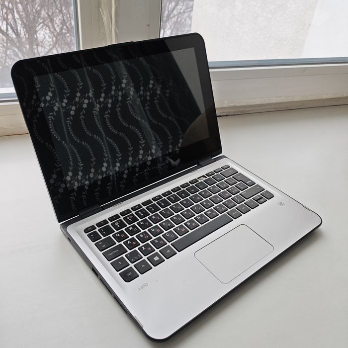 Рабочий ноутбук HP с дефектами n3700, ddr3 4gb, ssd m2 128gb