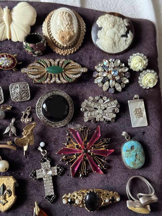Винтажные брошки. Бижутерия . Брошки.