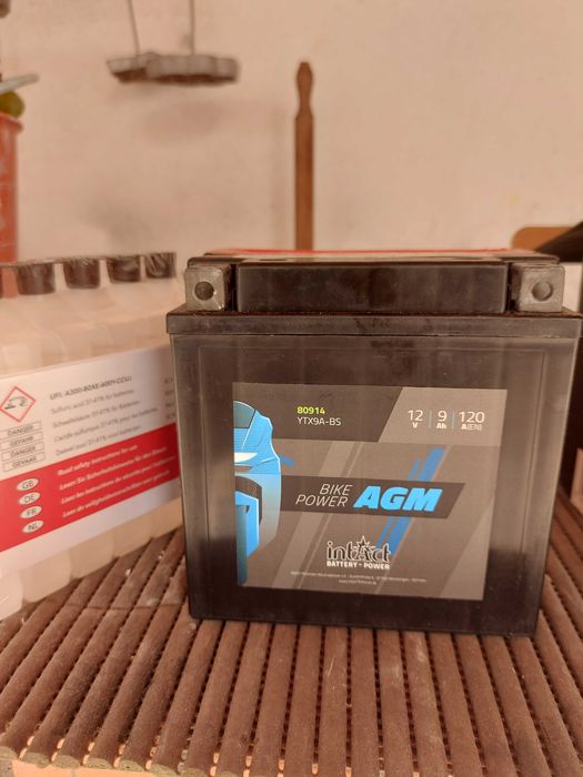 bateria de mota Nova