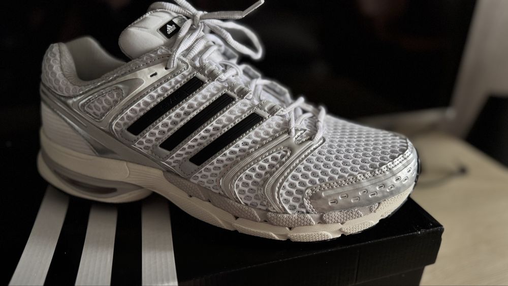 Нові кросівки Adidas Adistar Control 5 (розмір 45 1/3 ) ОРИГІНАЛ!
