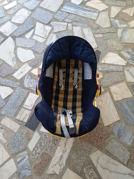 Cadeirinha de bebé
