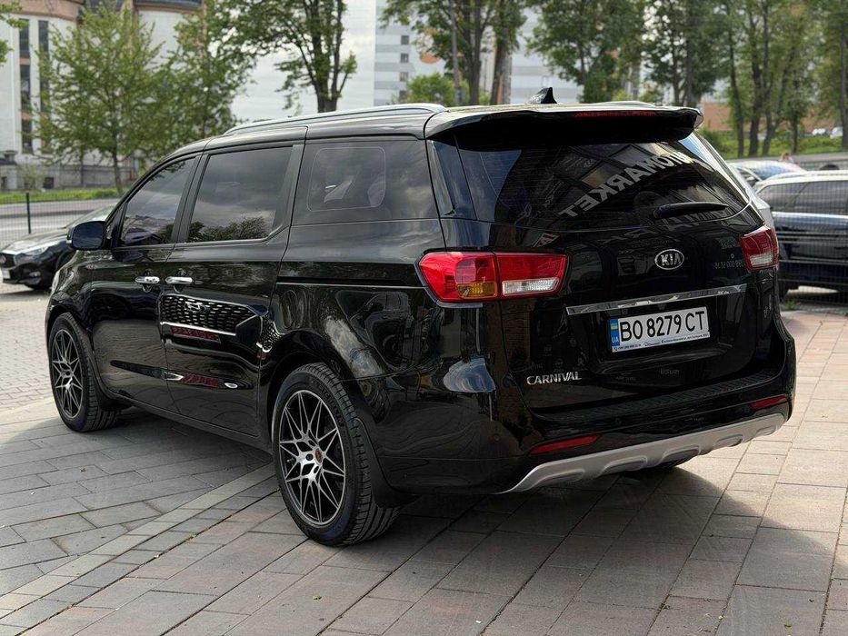 KIA CARNIVAL 2.2 дизель