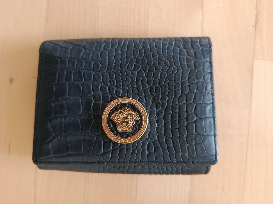Vendo carteira de pele Versace