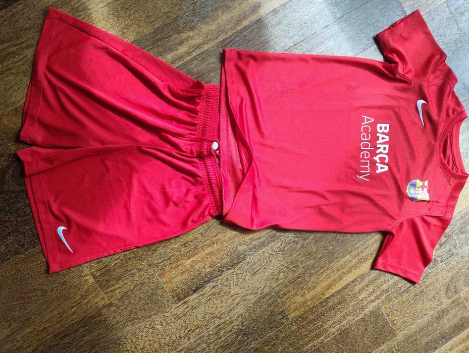 strój Nike, Barca Academy czerwony L 147-158