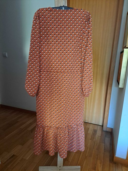 Vestido midi Lanidor tamanho M