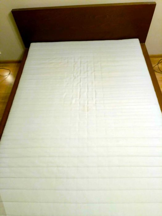 ŁÓŻKO  IKEA MALM ciemny brąz 140x200 bez materaca