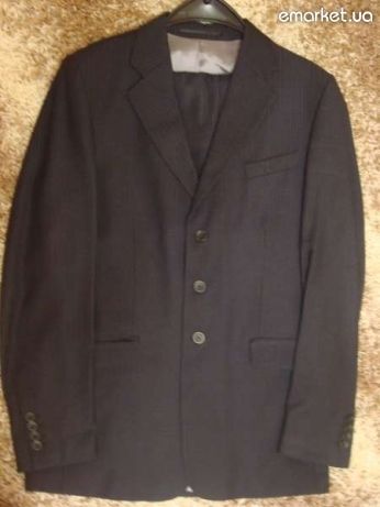 Продам мужской костюм (производства Польша)