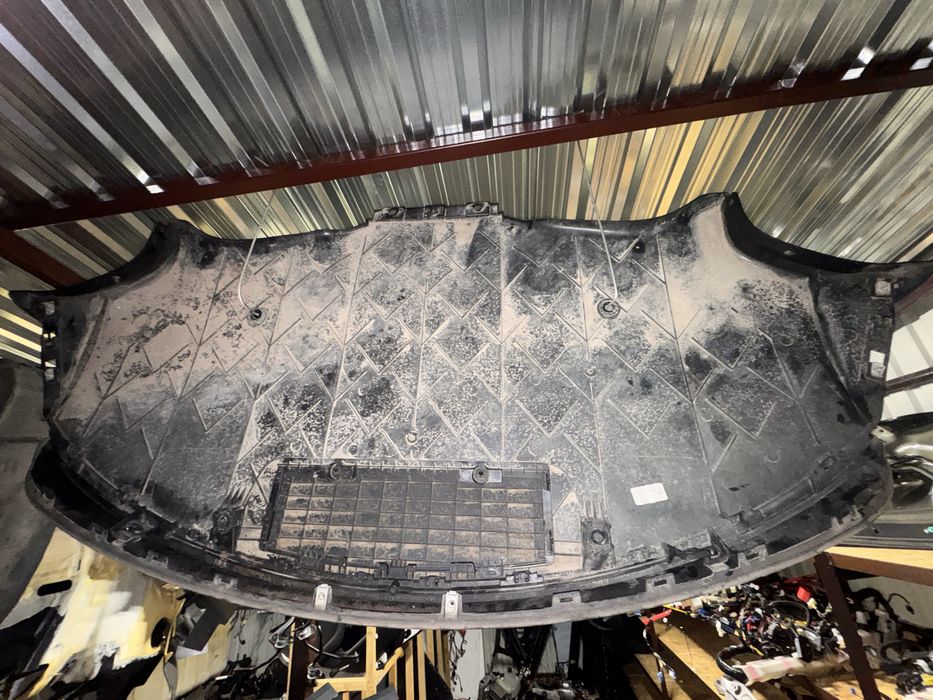 Захист задній заднього бампера Tesla Model 3