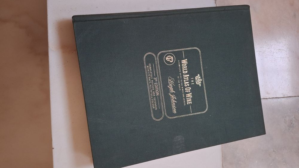 Livros diversos Angola, Moçambique, colónias decada 50 e 60