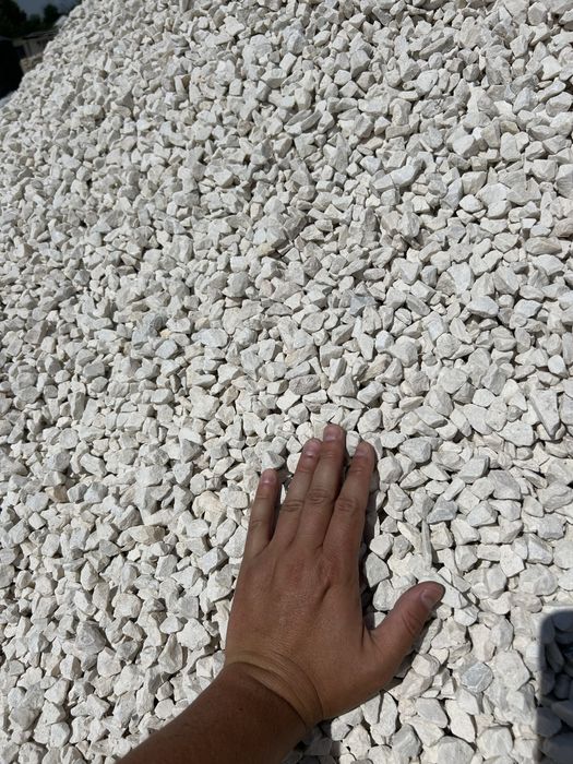 BIAŁA MARIANNA EXTRA WHITE Śnieżnobiały Kamień 8-16, 32 Grys Akwarium