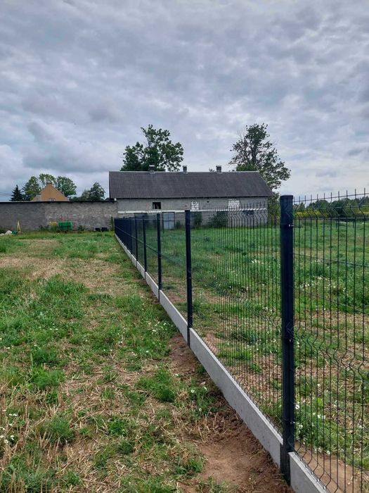 Montaz Ogrodzeń panelowych fi 4 153 zpodmurowką