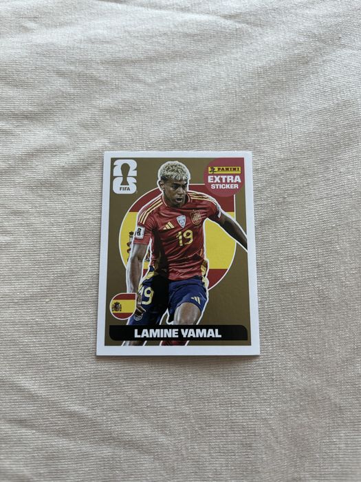 Lamine Yamal Extra Sticker Gold. World Cup 2026 Panini