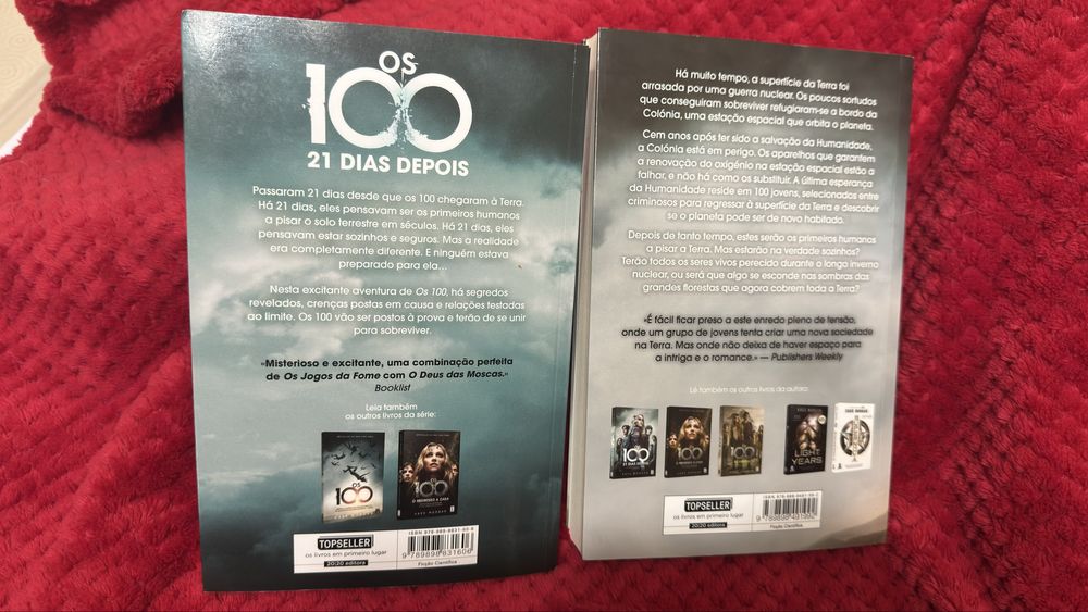 Livros “Os 100” e “Os 100 21 dias depois”