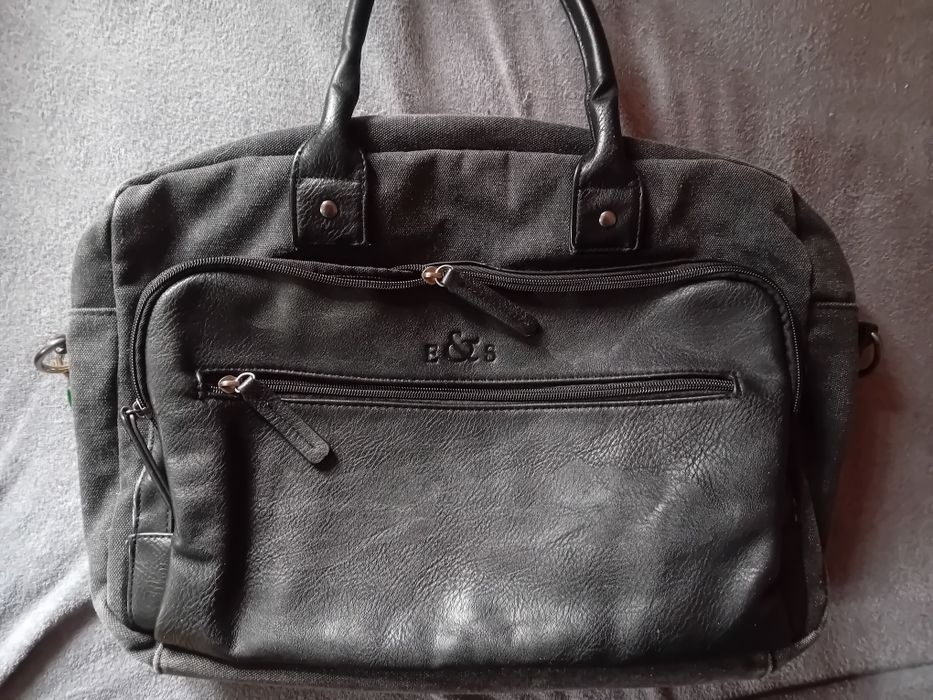 Czarna torba E&S