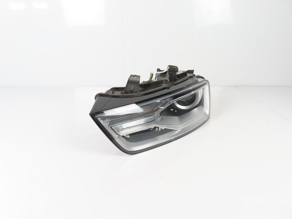 Farol Xenon Esquerdo Usado / Original Audi Q3 (8Ub, 8Ug) 8U0941043C