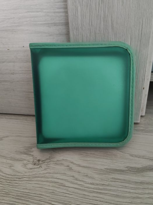 etui na płyty CD, DVD