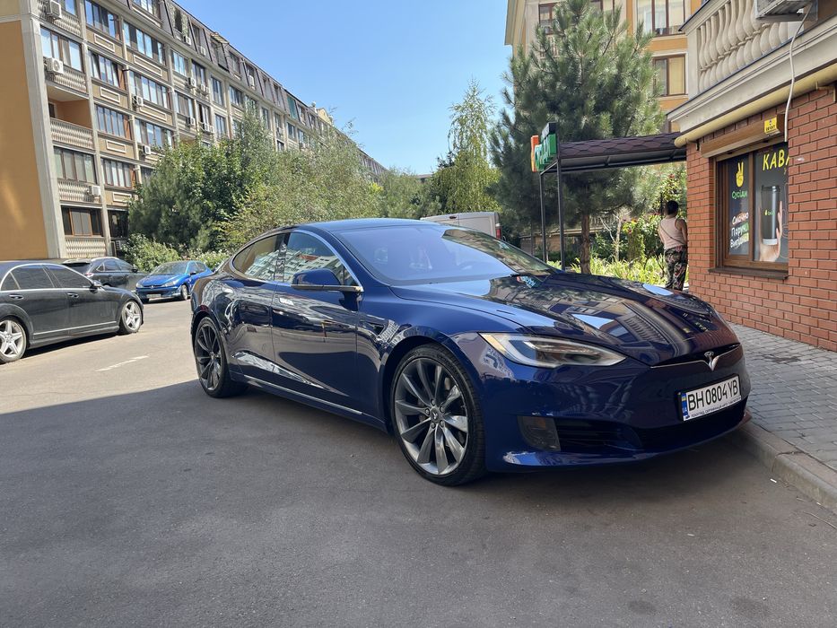 Продам диски 21 на теслу model S