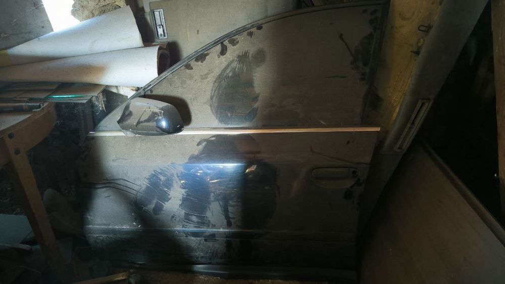 Двері Ауди А6 С5