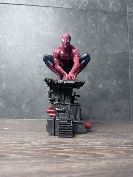 Статуетка Spider-Man Тобі Магуайр — сцена з “Нема шляху додому”, нова