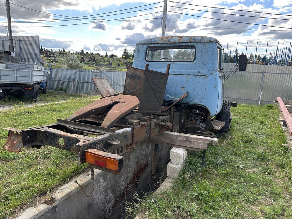 ЗИЛ 130   тягач