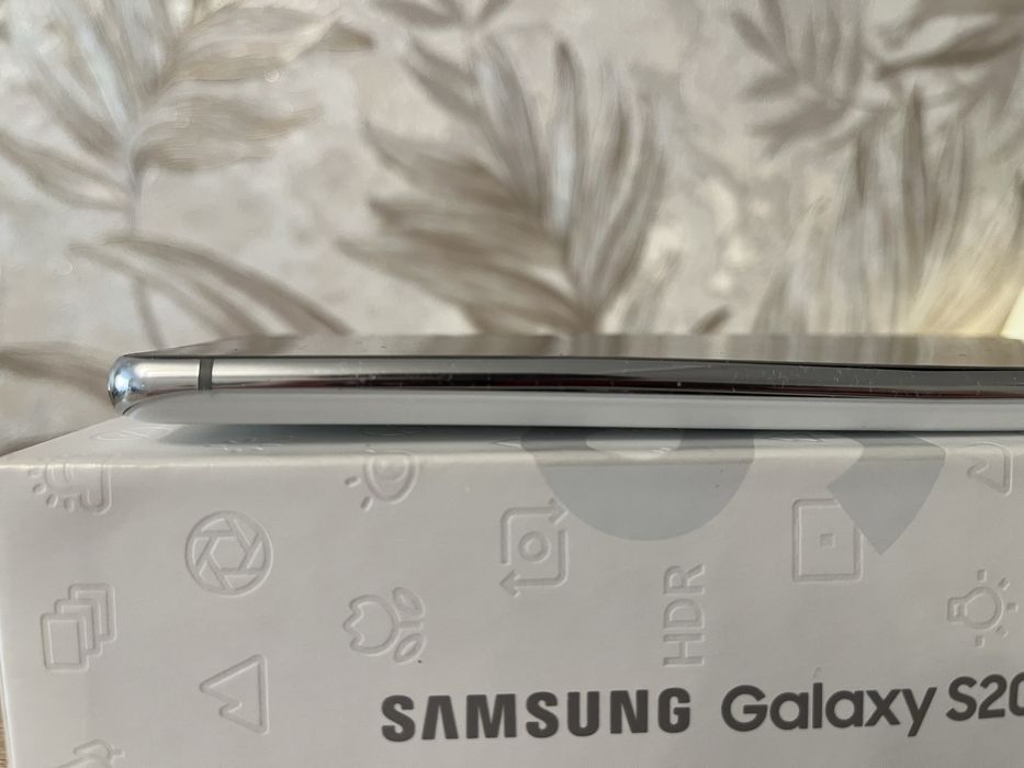 продам Samsung S20fe 128gb