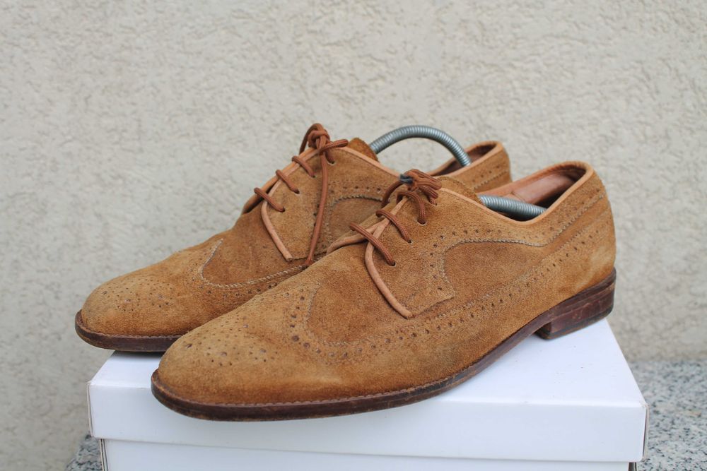 Sapatos em couro nº45