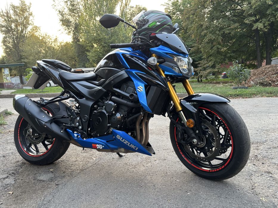 Продам мотоцикл Suzuki gsx - s 750