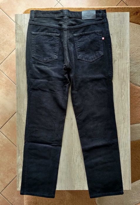 Spodnie sztruksowe męskie czarne M