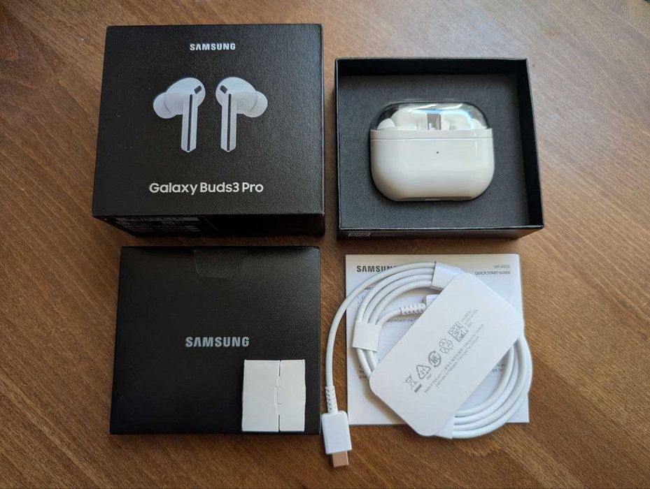Бездротові навушники  Samsung Galaxy Buds3 Pro White