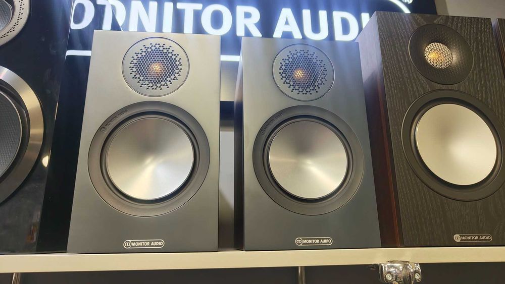Monitor Audio Bronze 50 6G | Kolumny podstawkowe | Walnut | Dostępne od ręki! Cena za parę