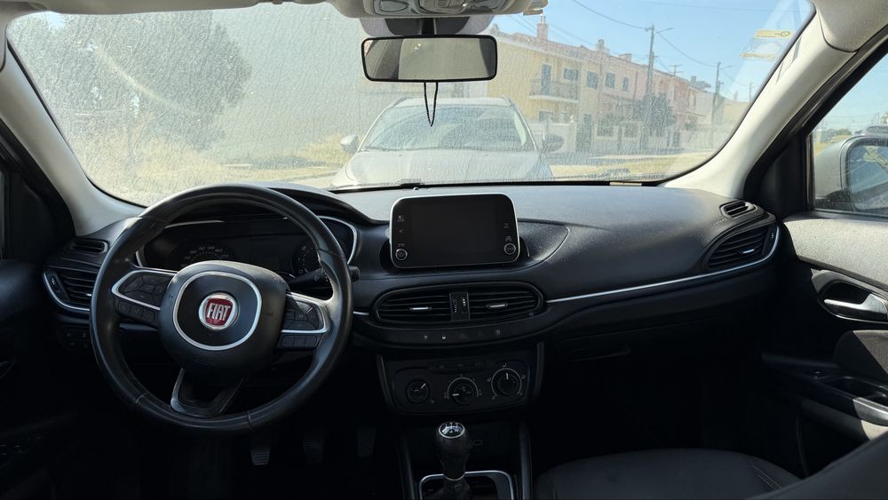 Fiat Tipo 1.3 Multijet - para peças ou reparar motor