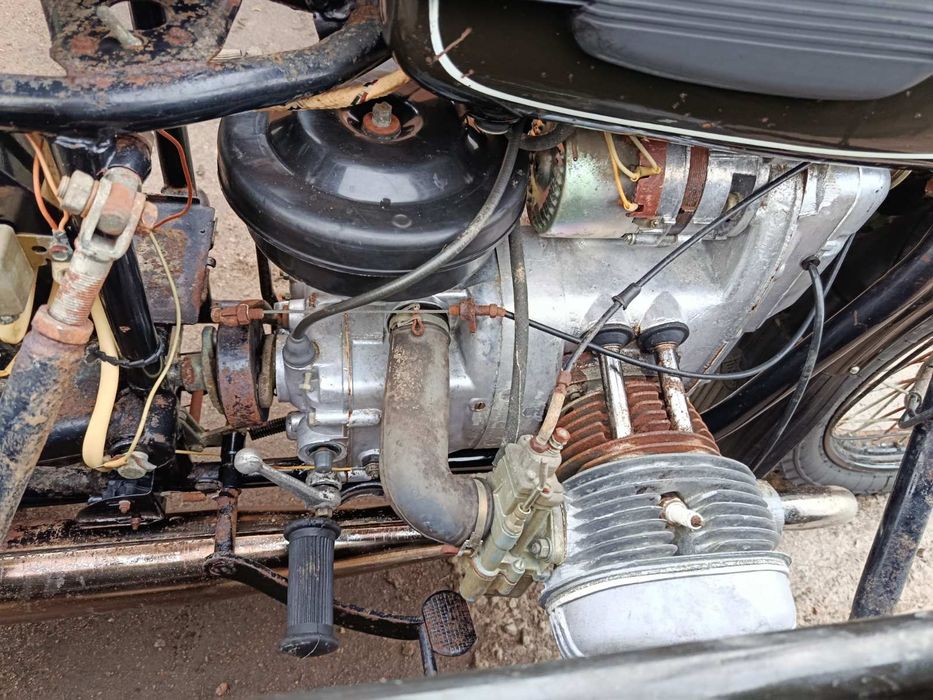 Новый мотоцикл урал , 1993 г.в