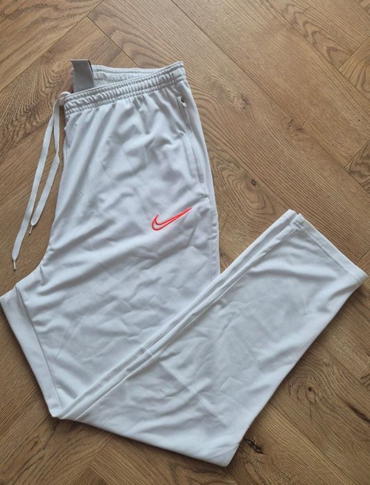 Nike spodnie dresowe białe XL