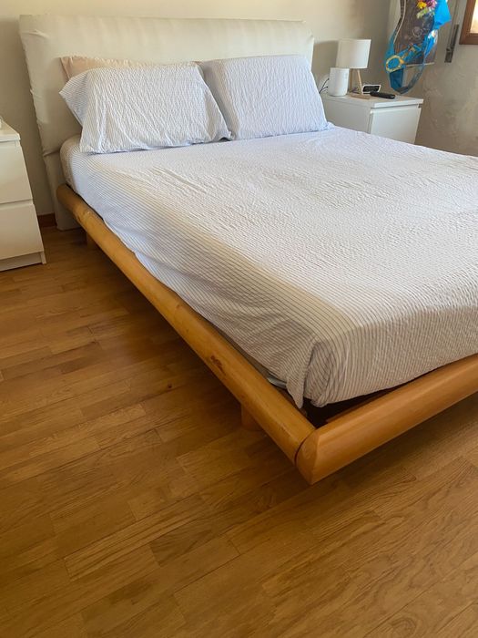 Cama de Casal em Madeira