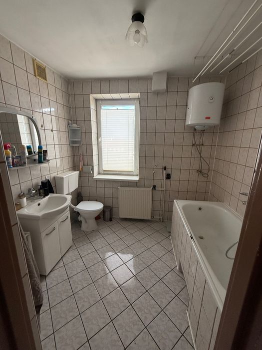Dom dwurodzinny gotowy do zamieszkania
