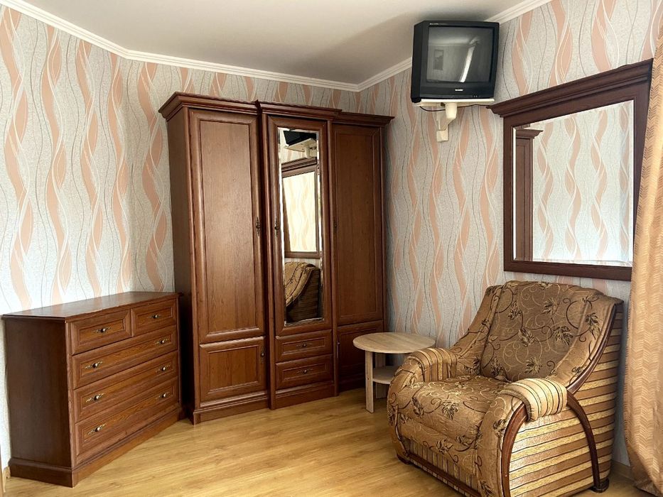 3км ВІЛЬНА Поділля Центр Евро Новострой чиста