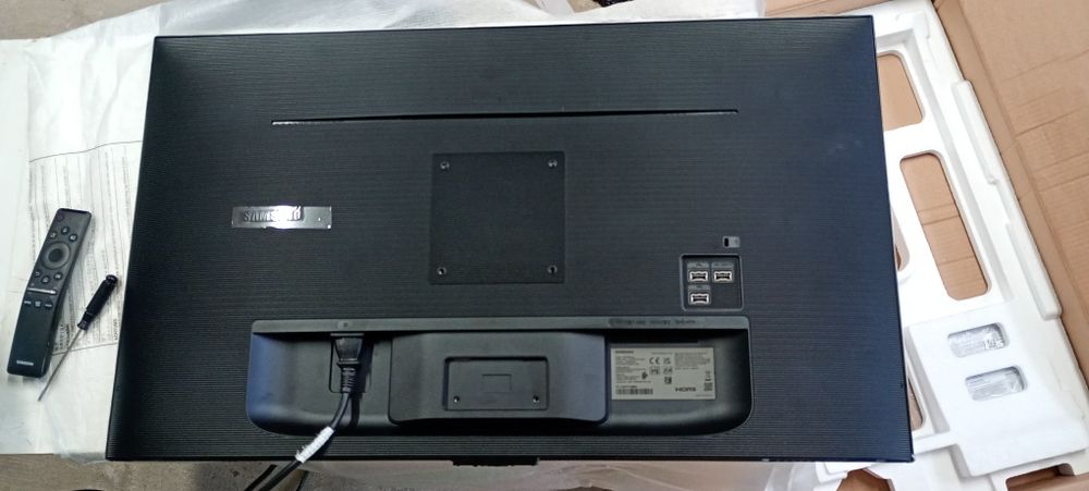 Samsung M7 monitor Smart 32" LS32DM702
