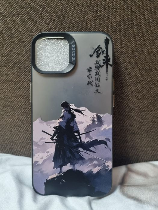 Чохол на  iPhone 13