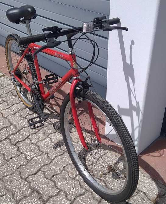 Bicicleta  em bom estado, sem folgas