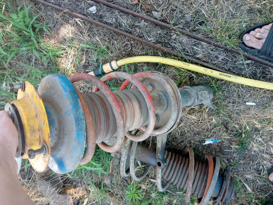 Стойки москвич 2141