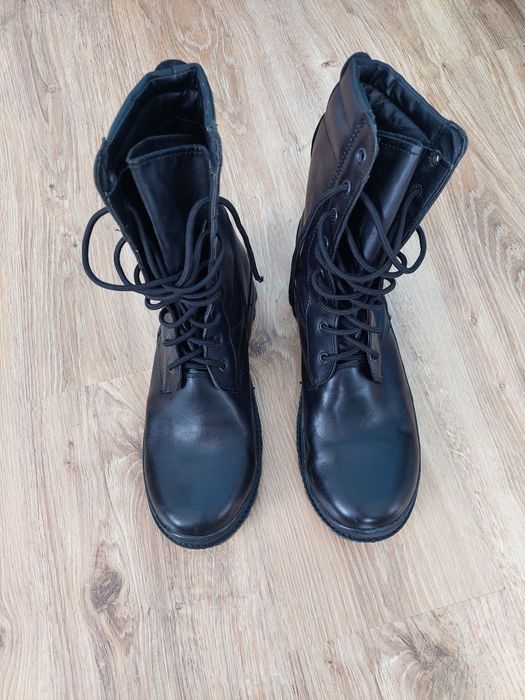 Чоловічі шкіряні берци