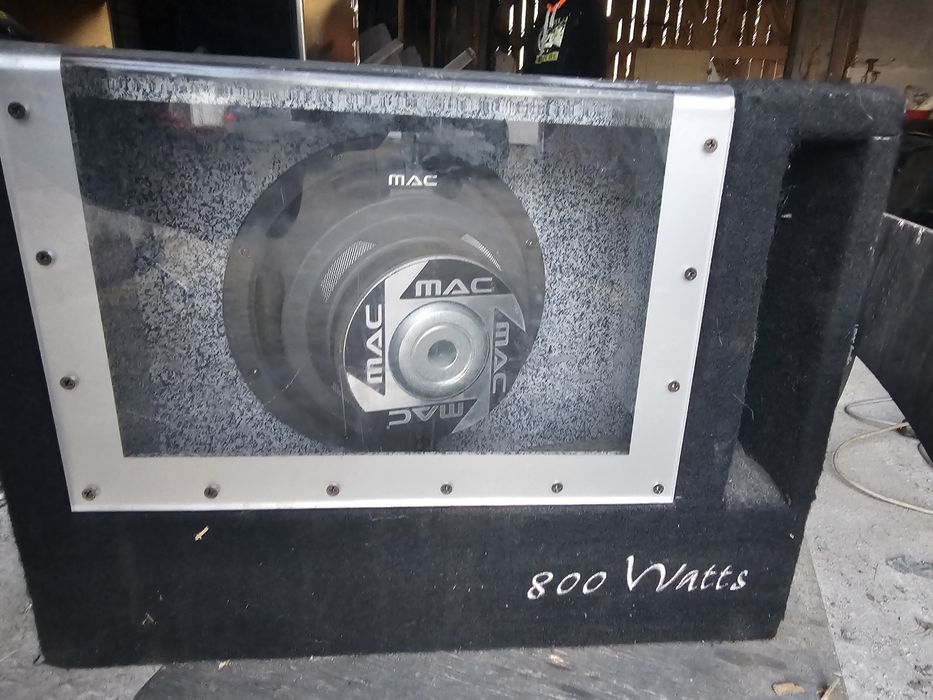 Subwoofer samochodowy