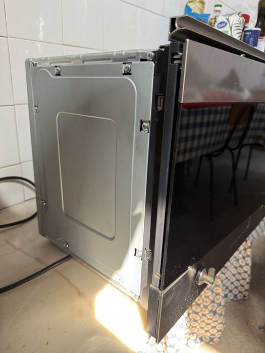 Micro-ondas Smeg de Encastrar | Excelente Estado