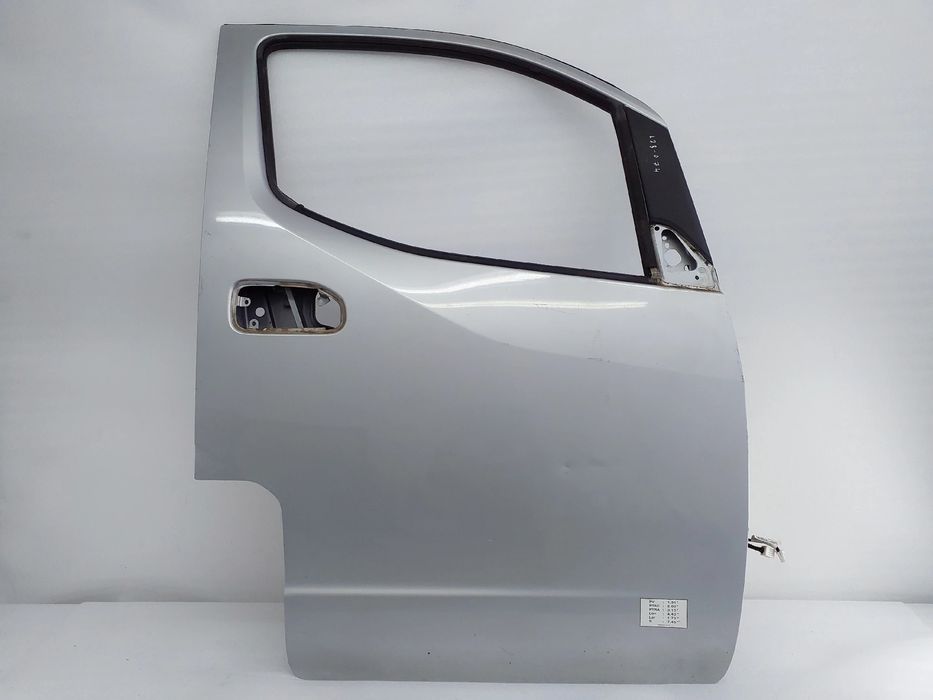 Porta frente direita NISSAN NV200 Furgão/Combi (M20)