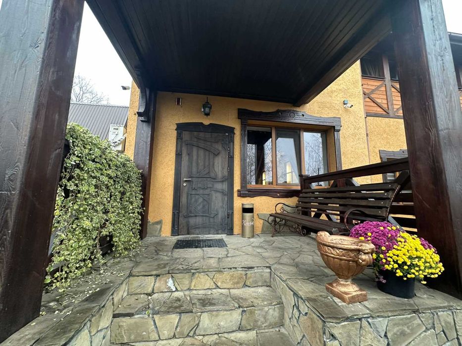 Продаж приміщення-ресторан, м. Жмеринка, вул. Чернишевського, 400 кв.м