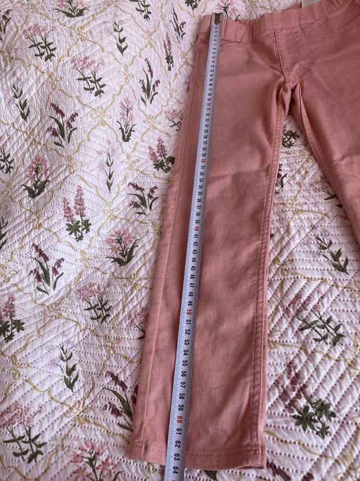 Джинси «H&М «для дівчинки на 4-5 років